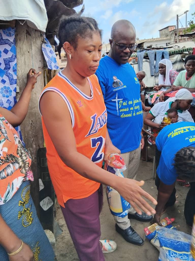 Donation of provisions Angré